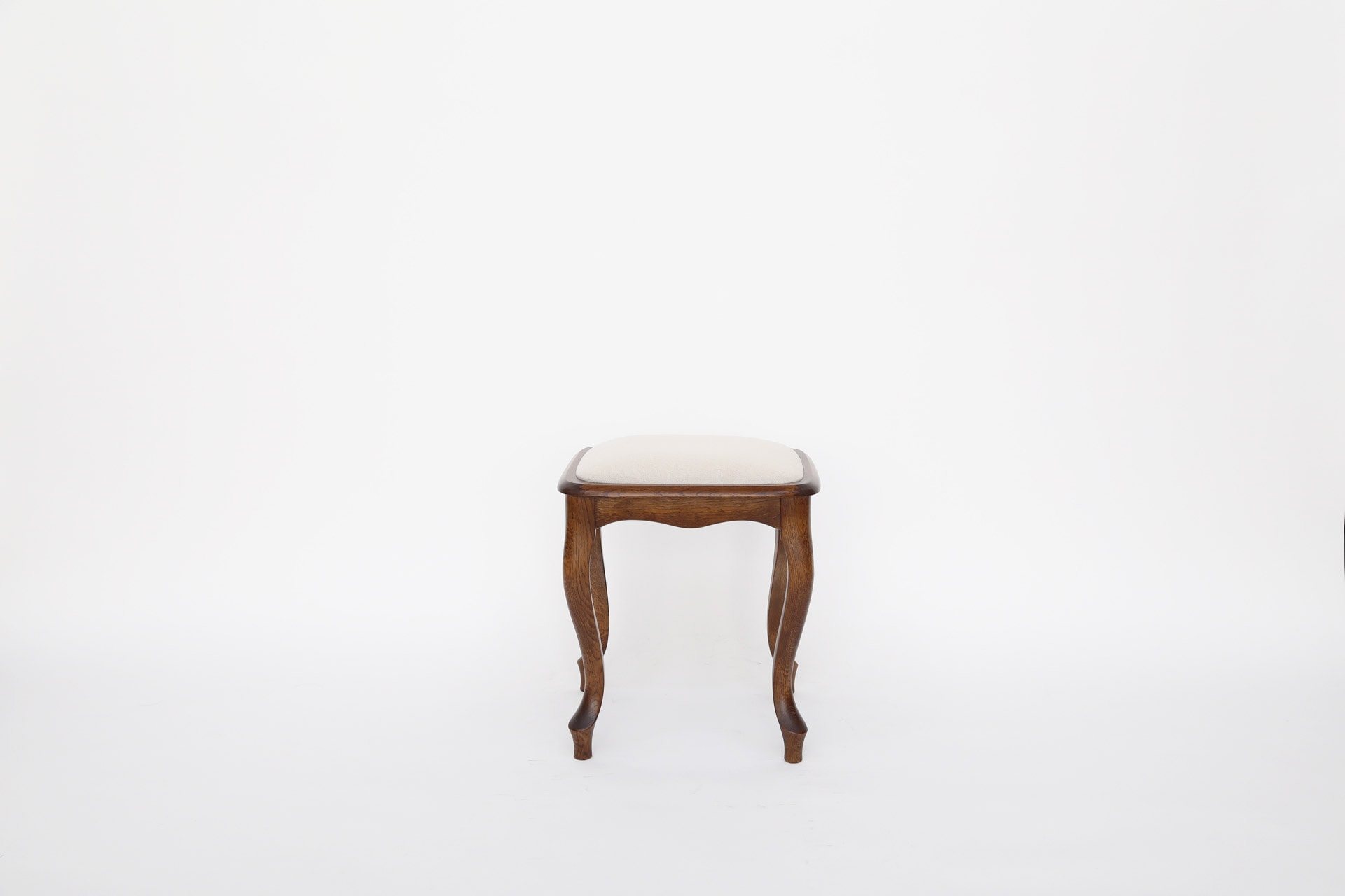 Krzesło Ludwik Taboret w salonie mebli AMRes Rzeszów